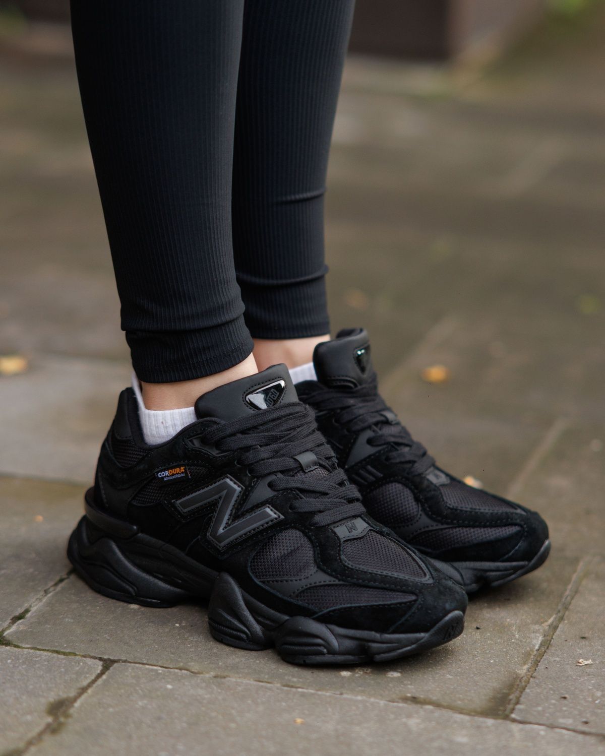 Кросівки New Balance 9060 Triple Black Cordura NB179 фото