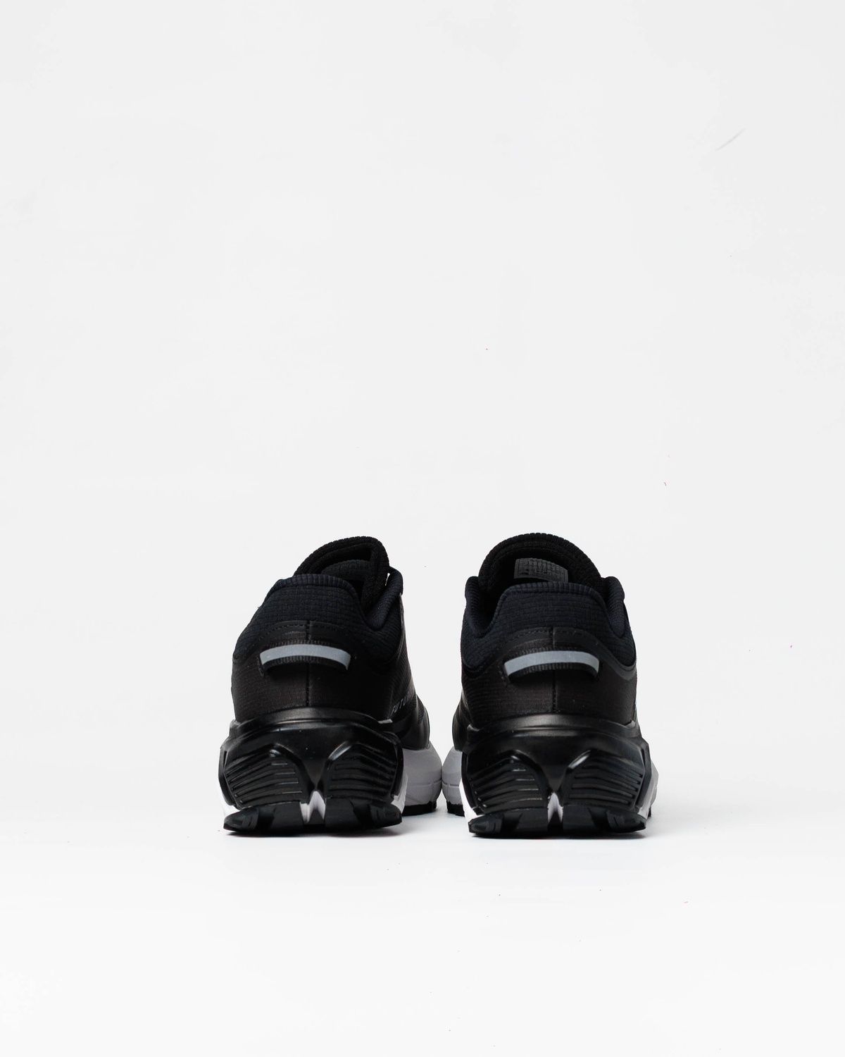 Кросівки The North Face Vectiv Enduris 3 Gore-Tex Black White TN012 фото