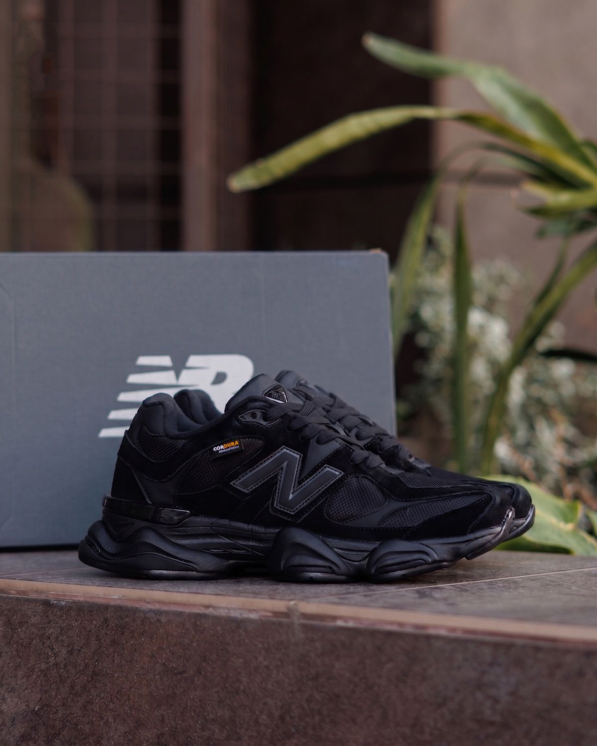 Кросівки New Balance 9060 Triple Black Cordura NB179 фото