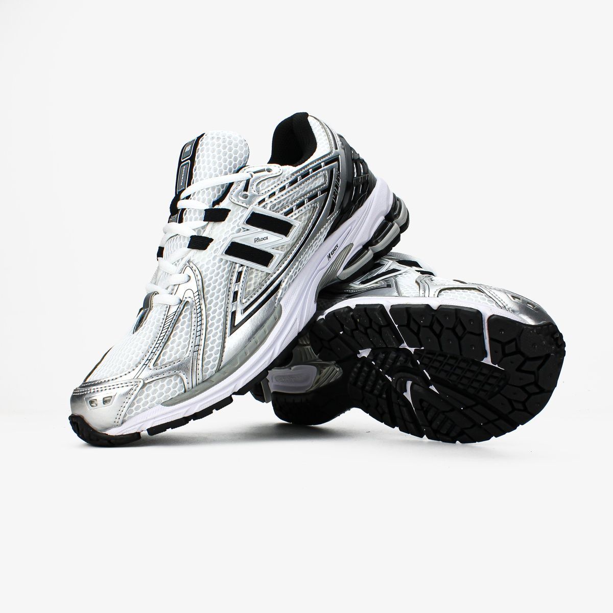 Кросівки New Balance 1906R Big Kid Wide 'Silver Metallic Black" 402 фото