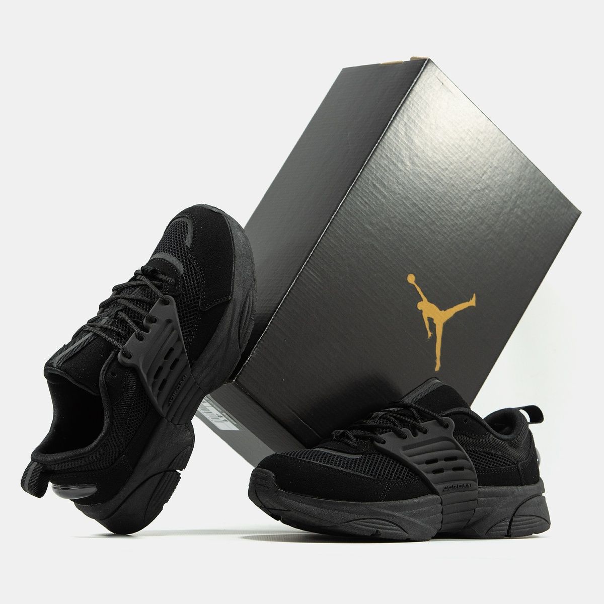 Кросівки Nike Air Jordan Trunner 2994 фото Кросівки Nike Air Jordan Trunner 2994 фото