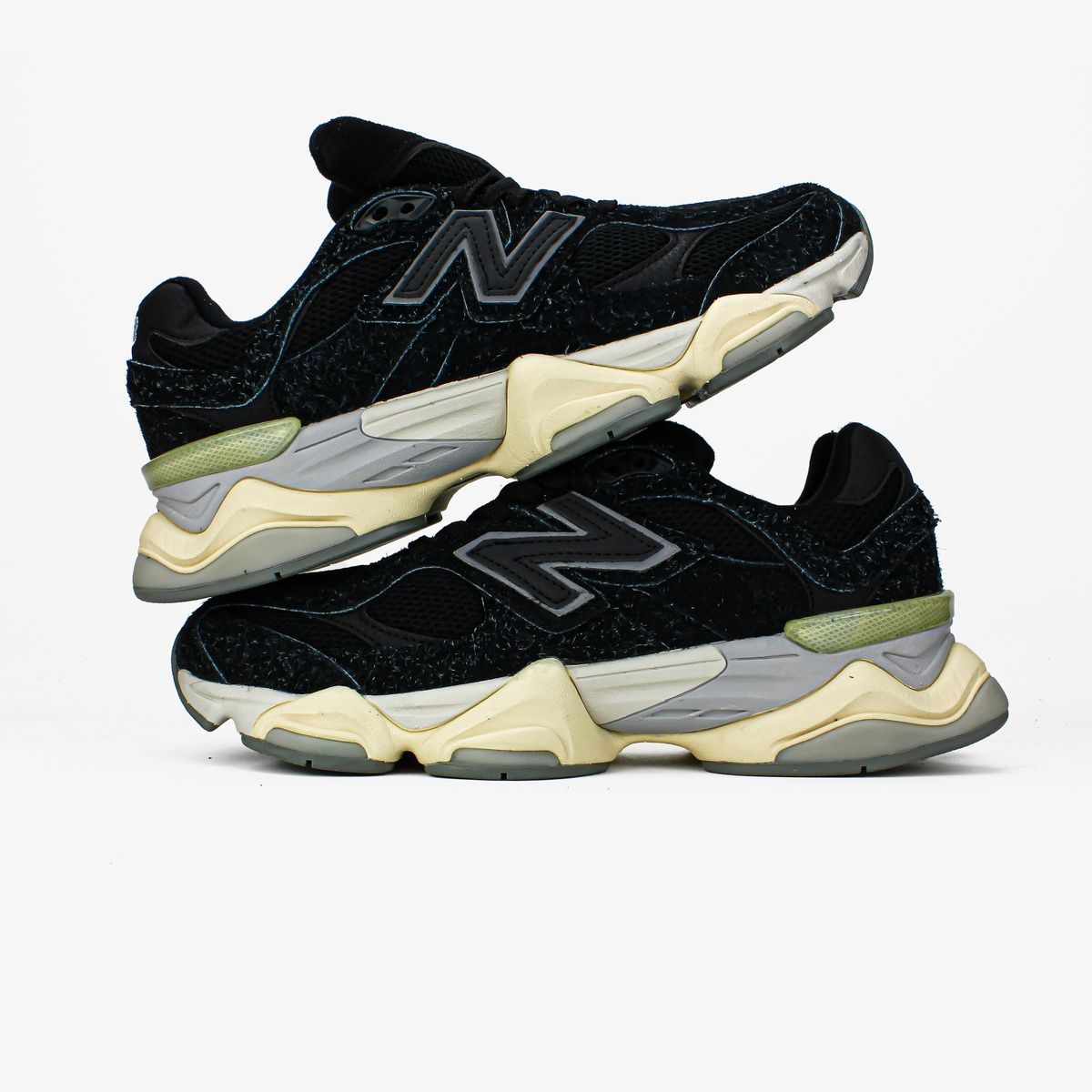 Кросівки New Balance 9060 "Black Suede" 3130 фото