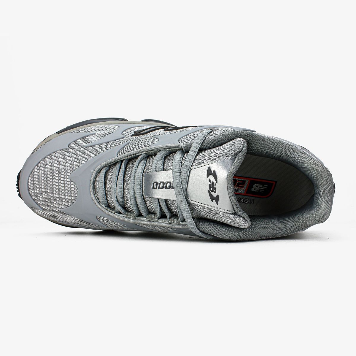 Кросівки New Balance 2000 "Silver Metallic" B17 фото Кросівки New Balance 2000 "Silver Metallic" B17 фото