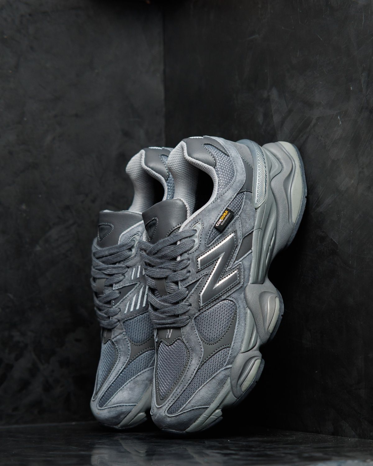 Кросівки New Balance 9060 Dark Grey Cordura NB178 фото