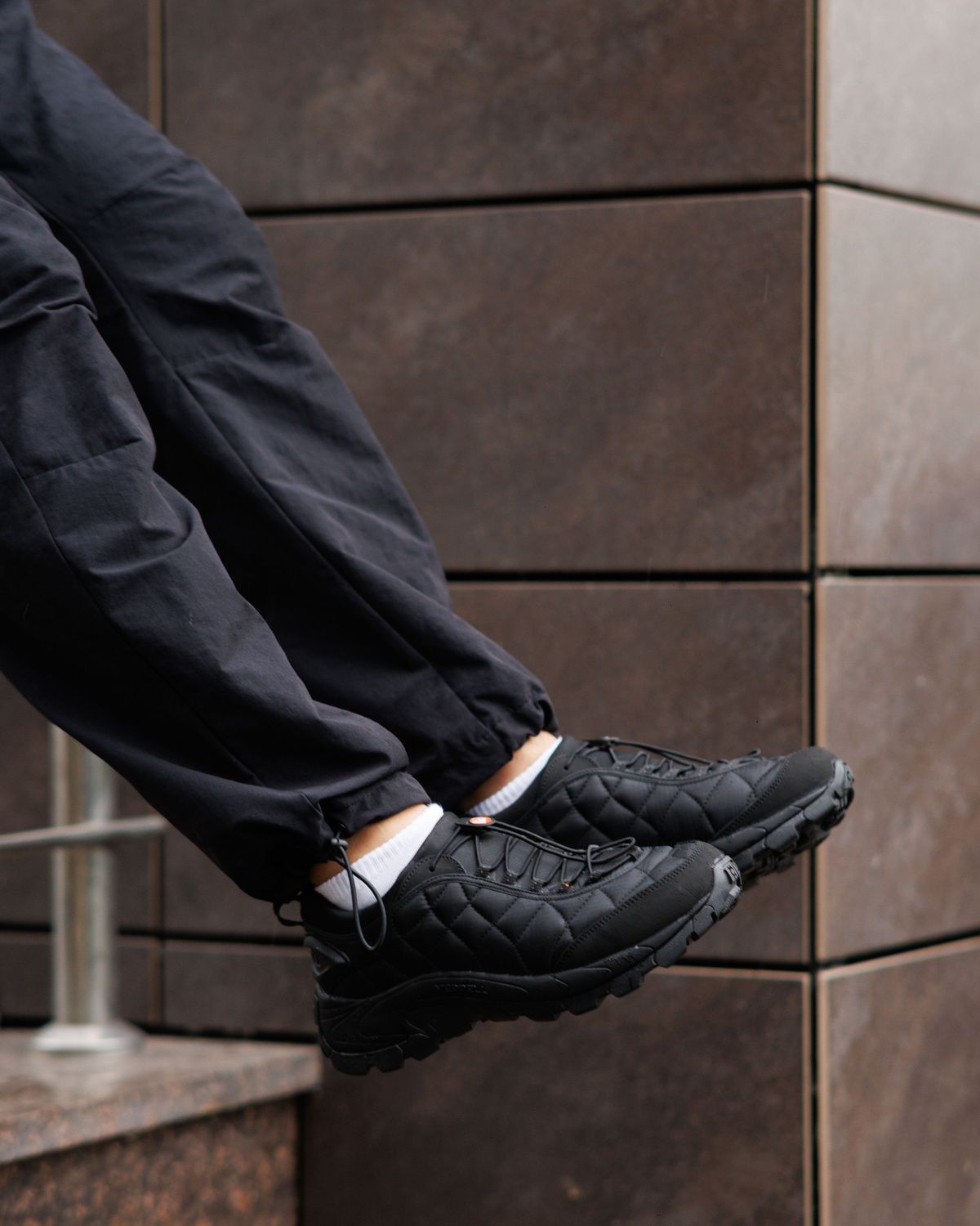 Кросівки Merrell Ice Cap Moc II Triple Black Silver MR022 фото