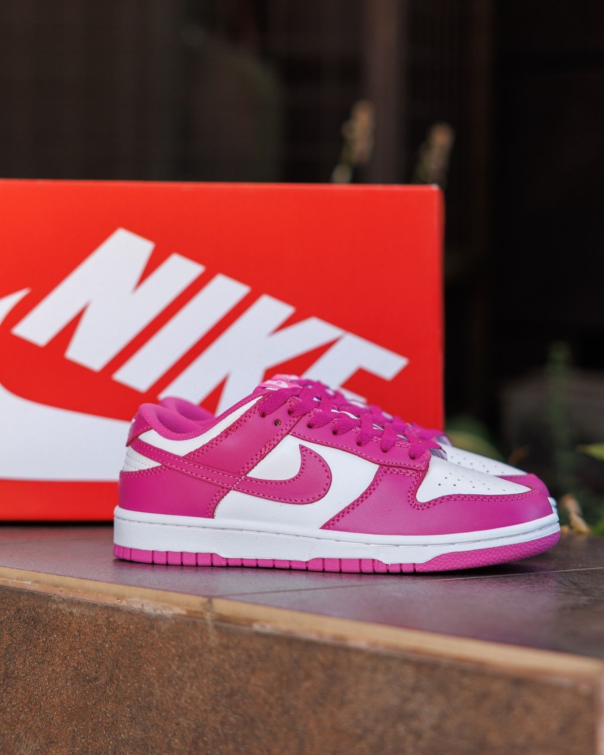 Кросівки Nike SB Dunk Low Active Fuchsia NK374 фото