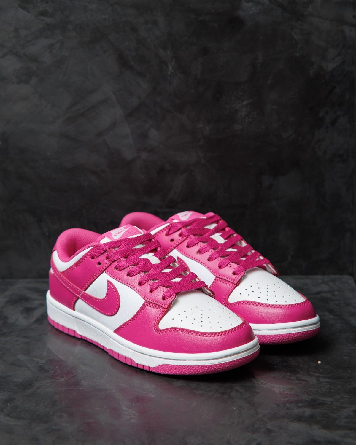 Кросівки Nike SB Dunk Low Active Fuchsia NK374 фото