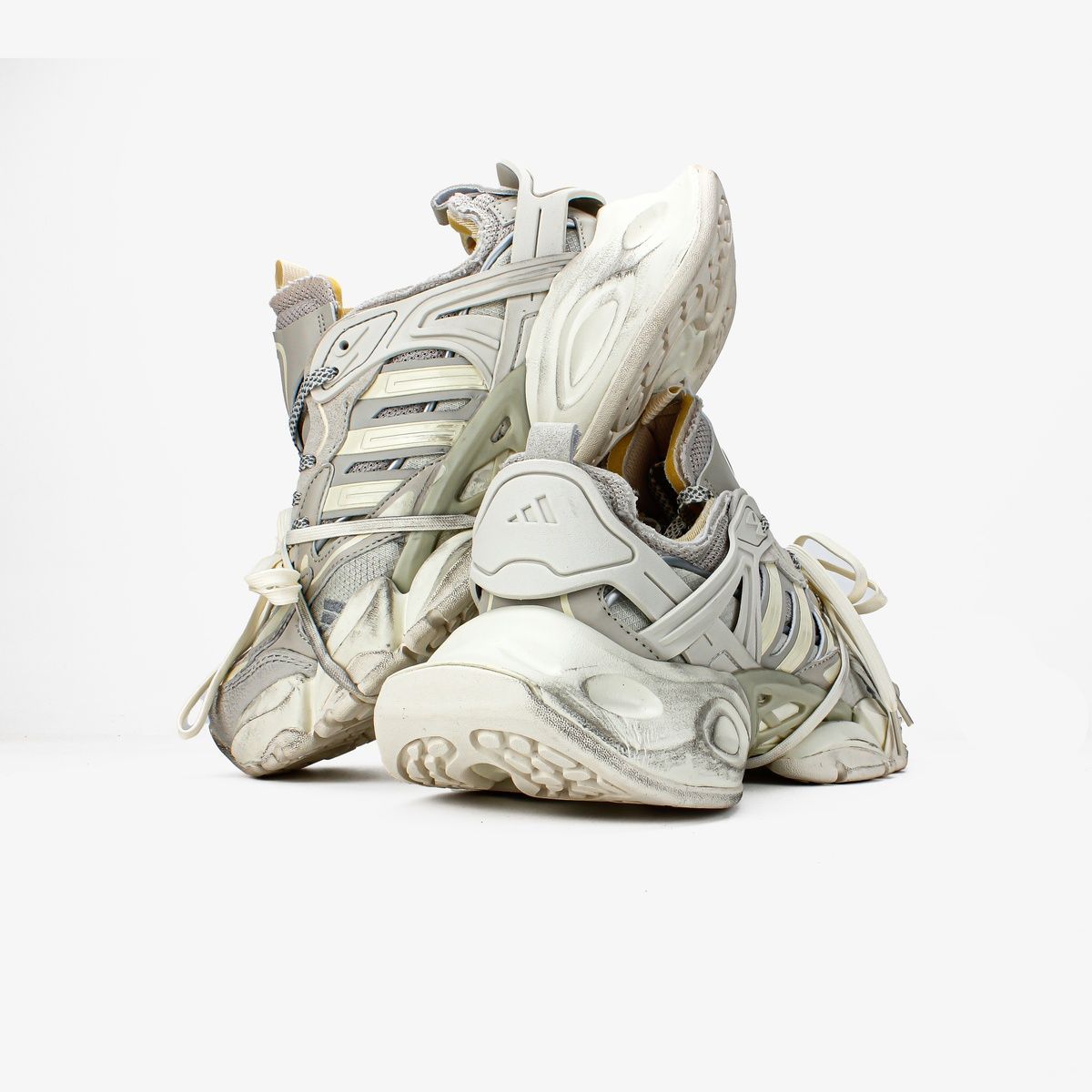 Кросівки Adidas Vento XLG Deluxe "Beige Grey" B8 фото