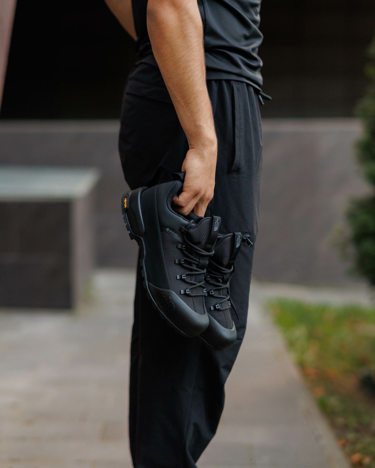 Кросівки The North Face Glenclyffe Low Gore-Tex Black TN006 фото