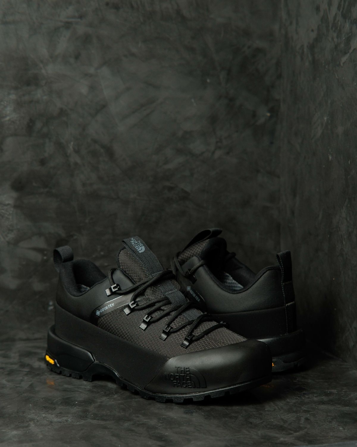 Кросівки The North Face Glenclyffe Low Gore-Tex Black TN006 фото