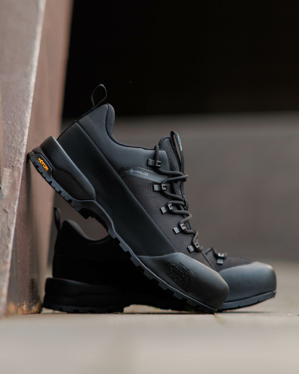 Кросівки The North Face Glenclyffe Low Gore-Tex Black TN006 фото